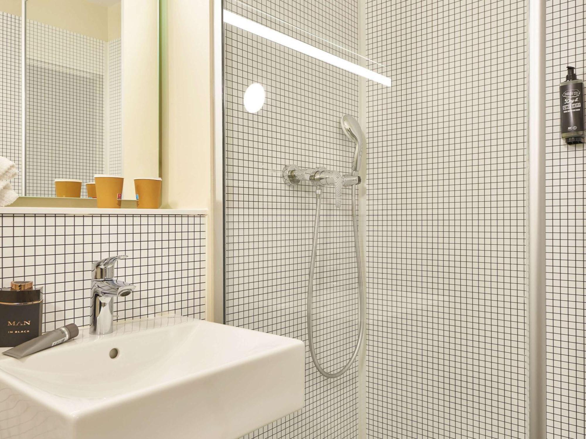 ibis budget Porte d'Aubervilliers Buitenkant foto