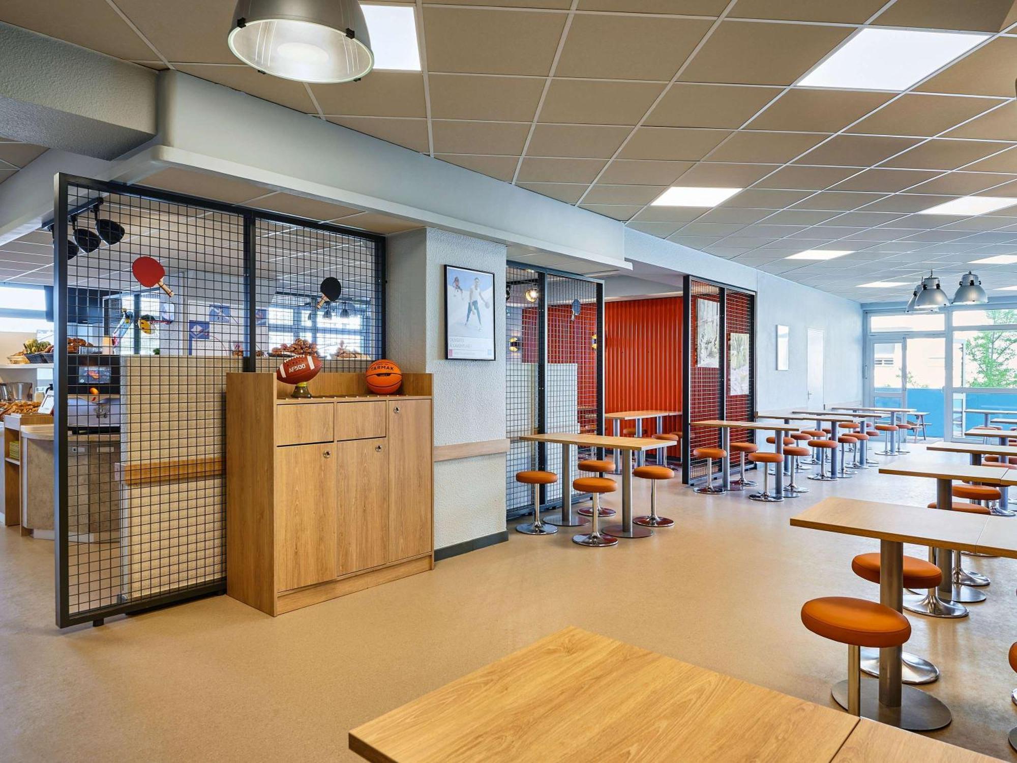 ibis budget Porte d'Aubervilliers Buitenkant foto