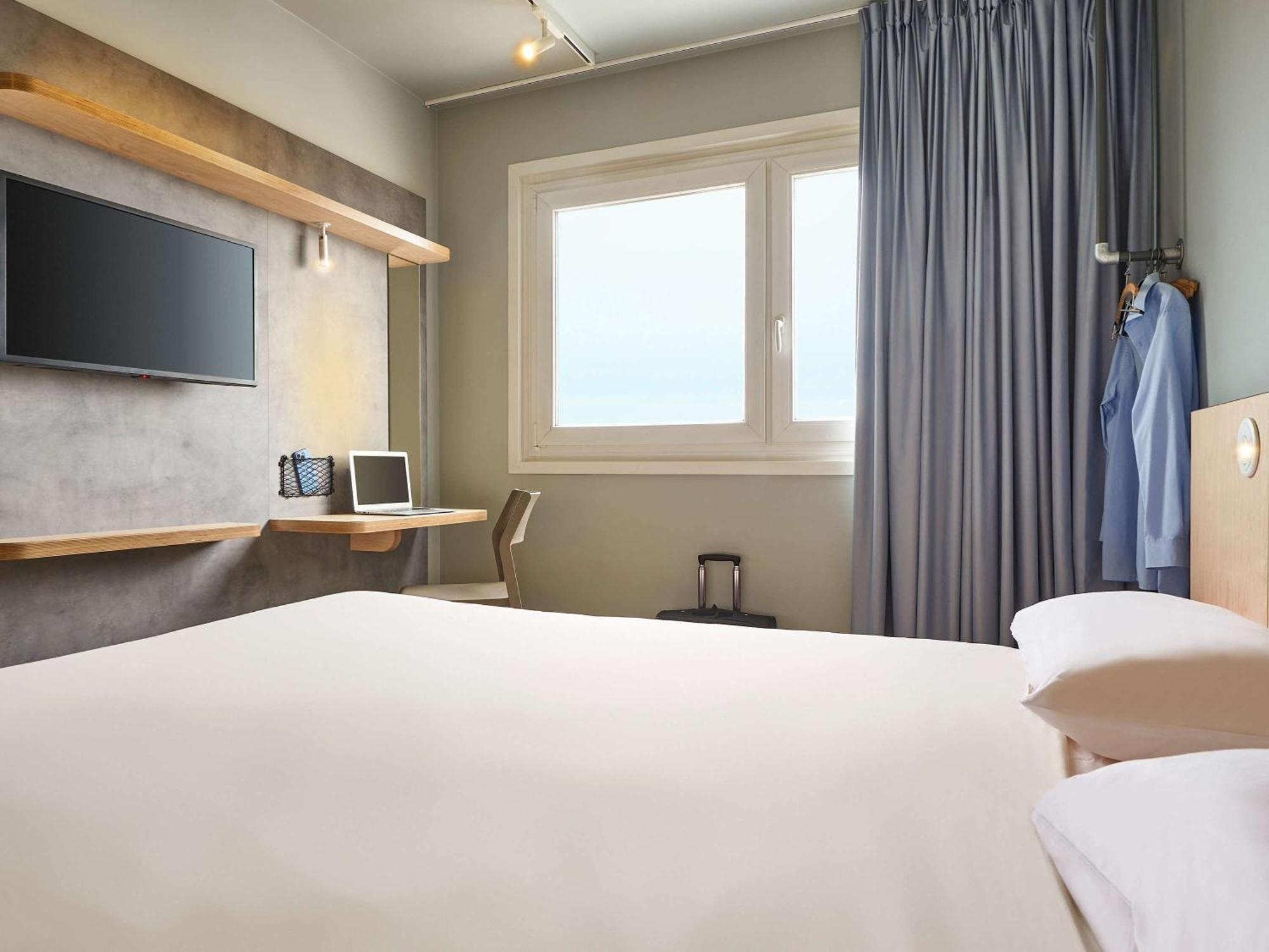 ibis budget Porte d'Aubervilliers Buitenkant foto