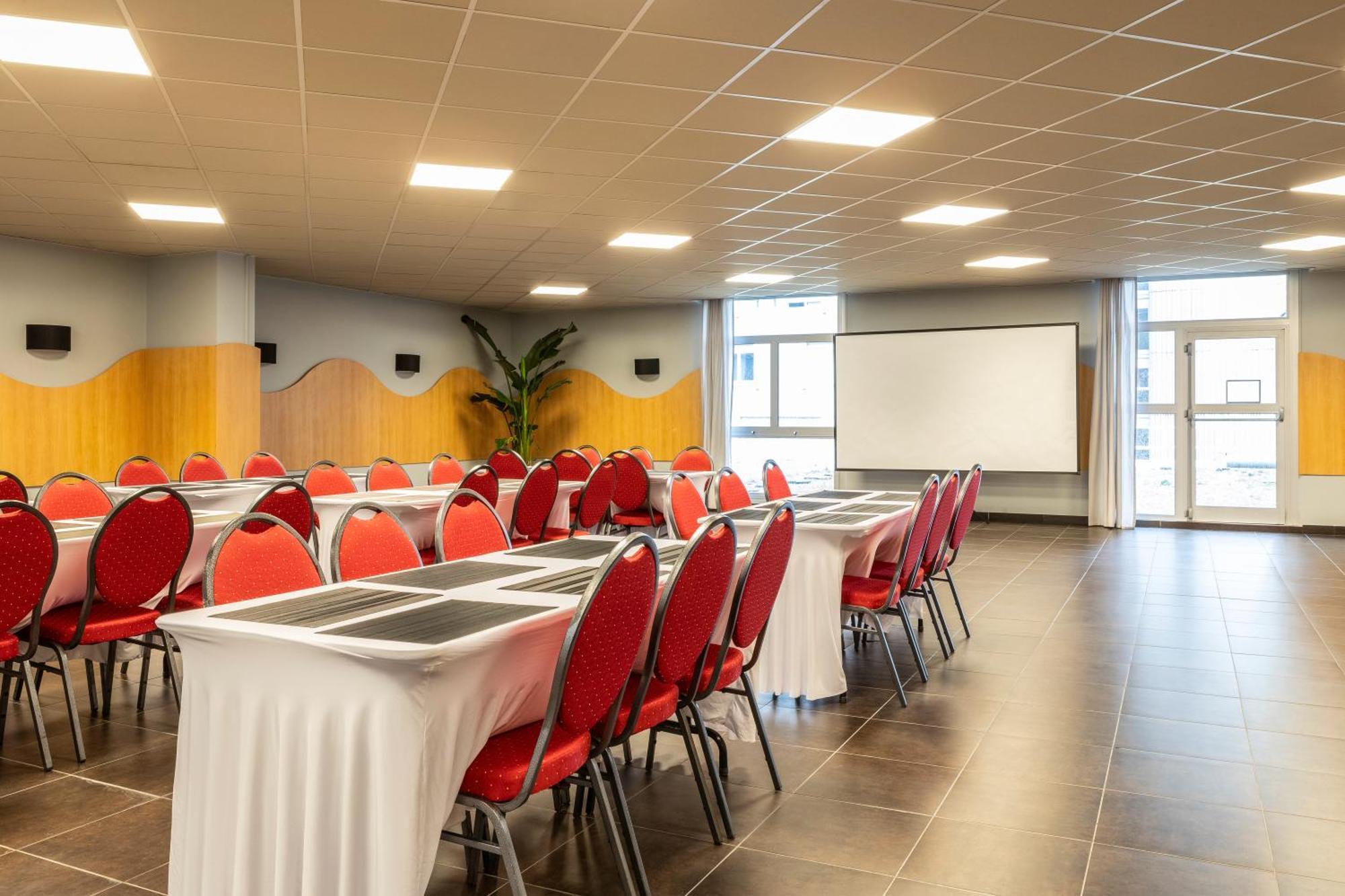 ibis budget Porte d'Aubervilliers Buitenkant foto
